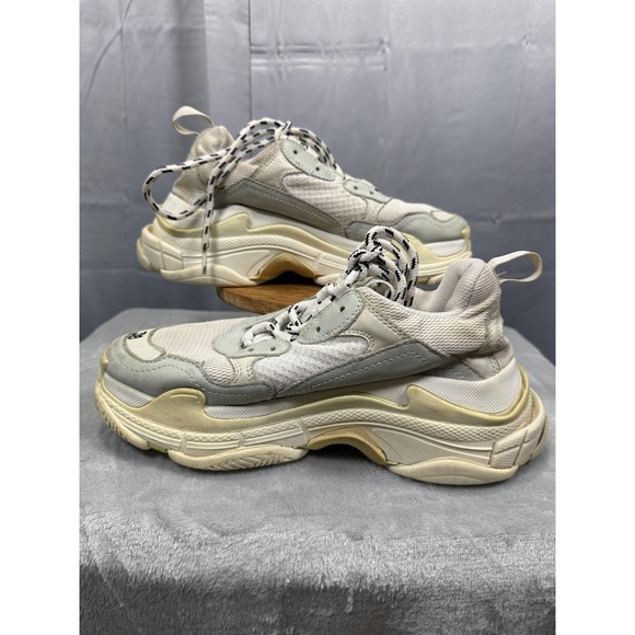 Balenciaga Triple S Shoes Womens Size 38 White Gray Chunky Dad Sneaker Logo - Picture 1 of 13